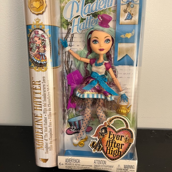 COPY - Ever After High Dolls (NIB) $189/each Collection Dolls (discontinued) - Picture 7 of 12